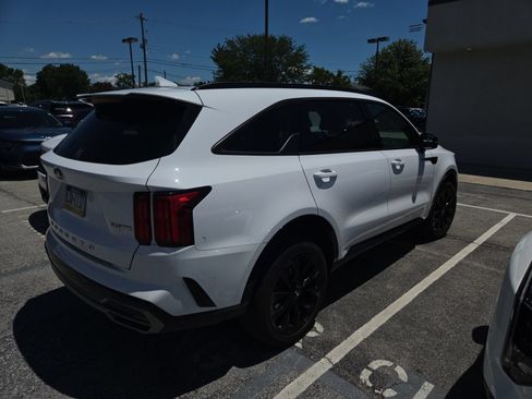 Used 2021 Kia Sorento SX AWD/4WD image 4