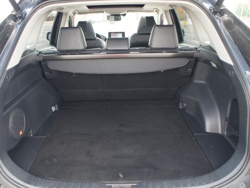 Used 2019 Toyota RAV4 Limited w/ Advanced Technology Package FWD image 18