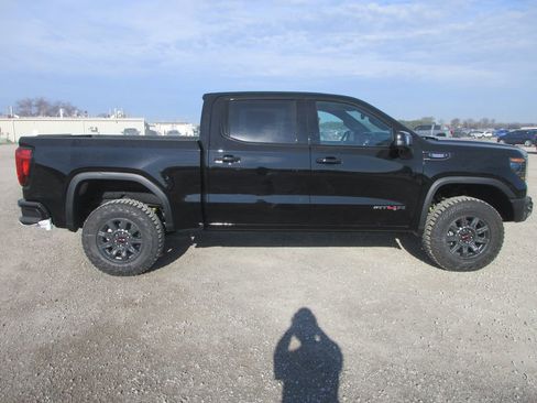 New 2026 GMC Sierra 1500 AT4X AWD/4WD image 2