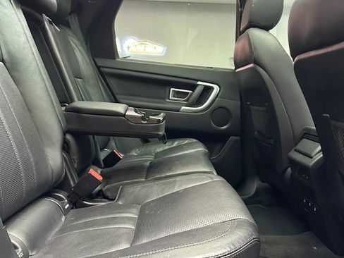 Used 2016 Land Rover Discovery Sport HSE AWD/4WD image 27