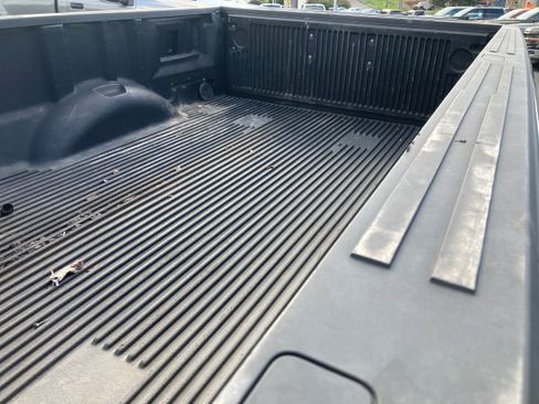 Used 2017 Ford F150 XL w/ Equipment Group 101A Mid AWD/4WD image 7