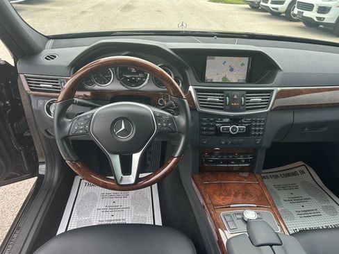 Used 2013 Mercedes-Benz E 350 BlueTEC Sedan image 14