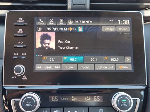Used 2019 Honda Insight Touring image 11
