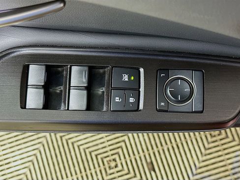 Used 2019 Lexus ES 350 Luxury w/ Accessory Package 2 image 22