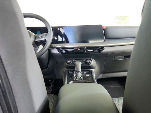 New 2026 Nissan Kicks SV w/ Cold Weather Package image 32