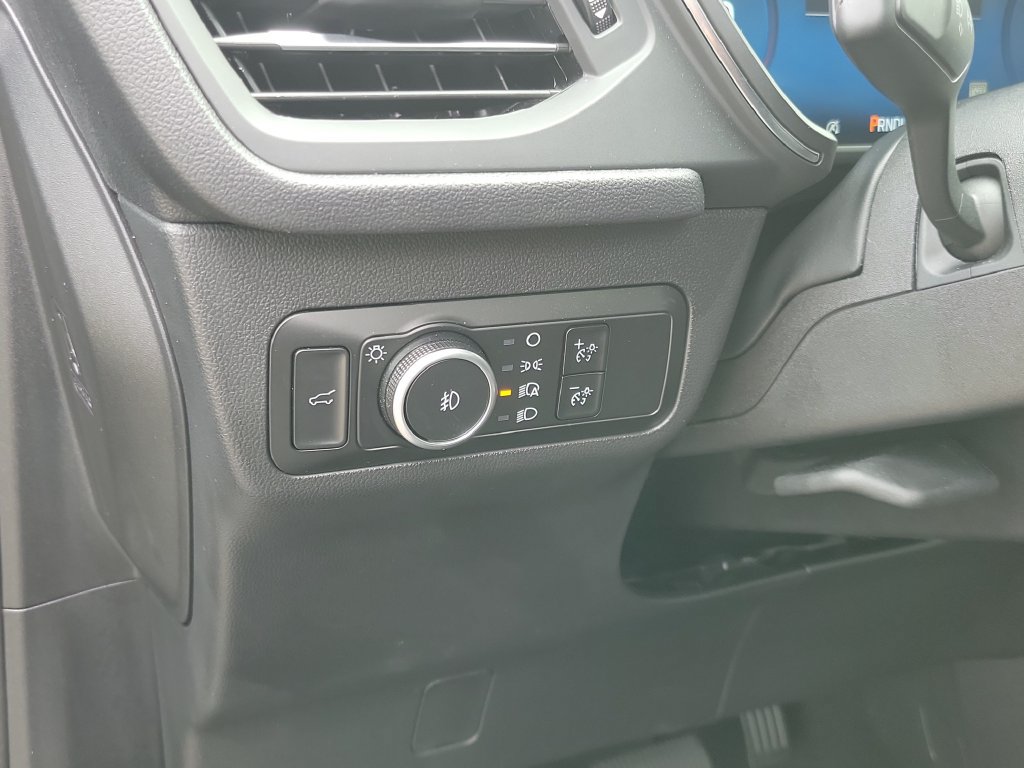 Certified 2025 Ford Escape Platinum AWD/4WD image 18