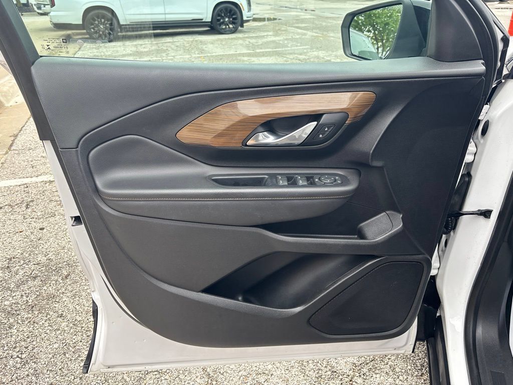 Used 2020 GMC Terrain SLE w/ Elevation Edition FWD image 49