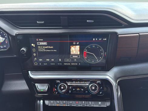 Used 2023 GMC Sierra 1500 Denali Ultimate image 9