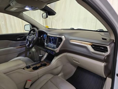 Used 2019 GMC Acadia Denali w/ Technology Package AWD/4WD image 38