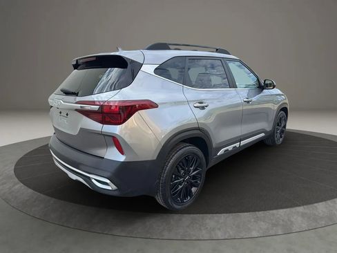 Used 2022 Kia Seltos Nightfall Edition AWD/4WD image 5
