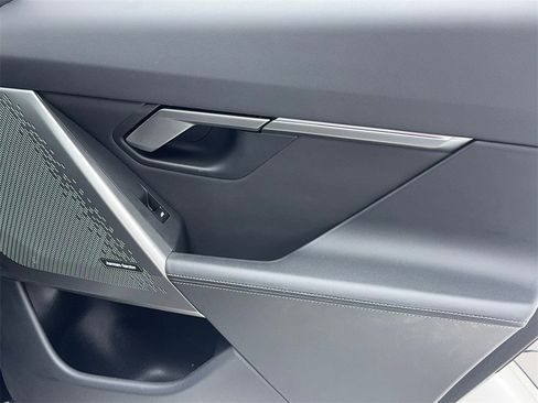 Used 2024 BMW i5 eDrive40i image 53