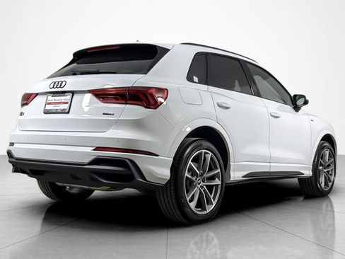 Used 2025 Audi Q3 2.0T Premium w/ Convenience Package AWD/4WD image 5