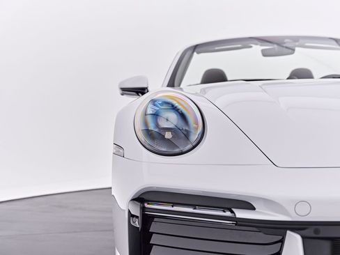 Used 2025 Porsche 911 Turbo S w/ Exterior Package Painted AWD/4WD image 32