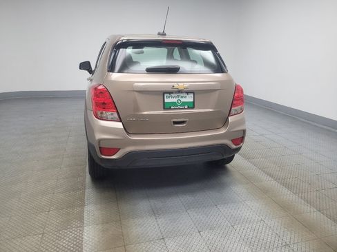 Used 2018 Chevrolet Trax LS AWD/4WD image 6
