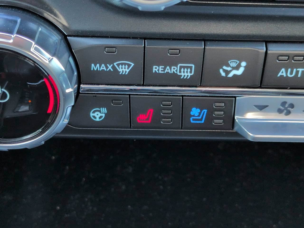 Used 2025 Ford F150 Raptor AWD/4WD image 25
