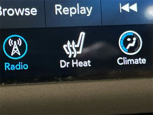 Used 2020 Chrysler Pacifica Touring-L image 25