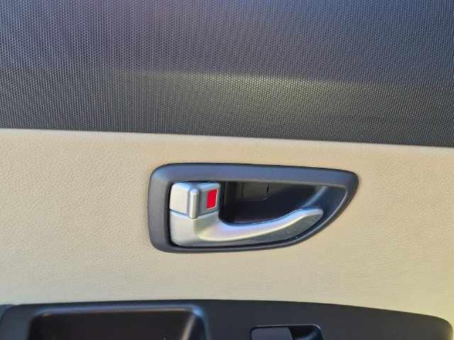 Used 2012 Kia Soul ! FWD image 26