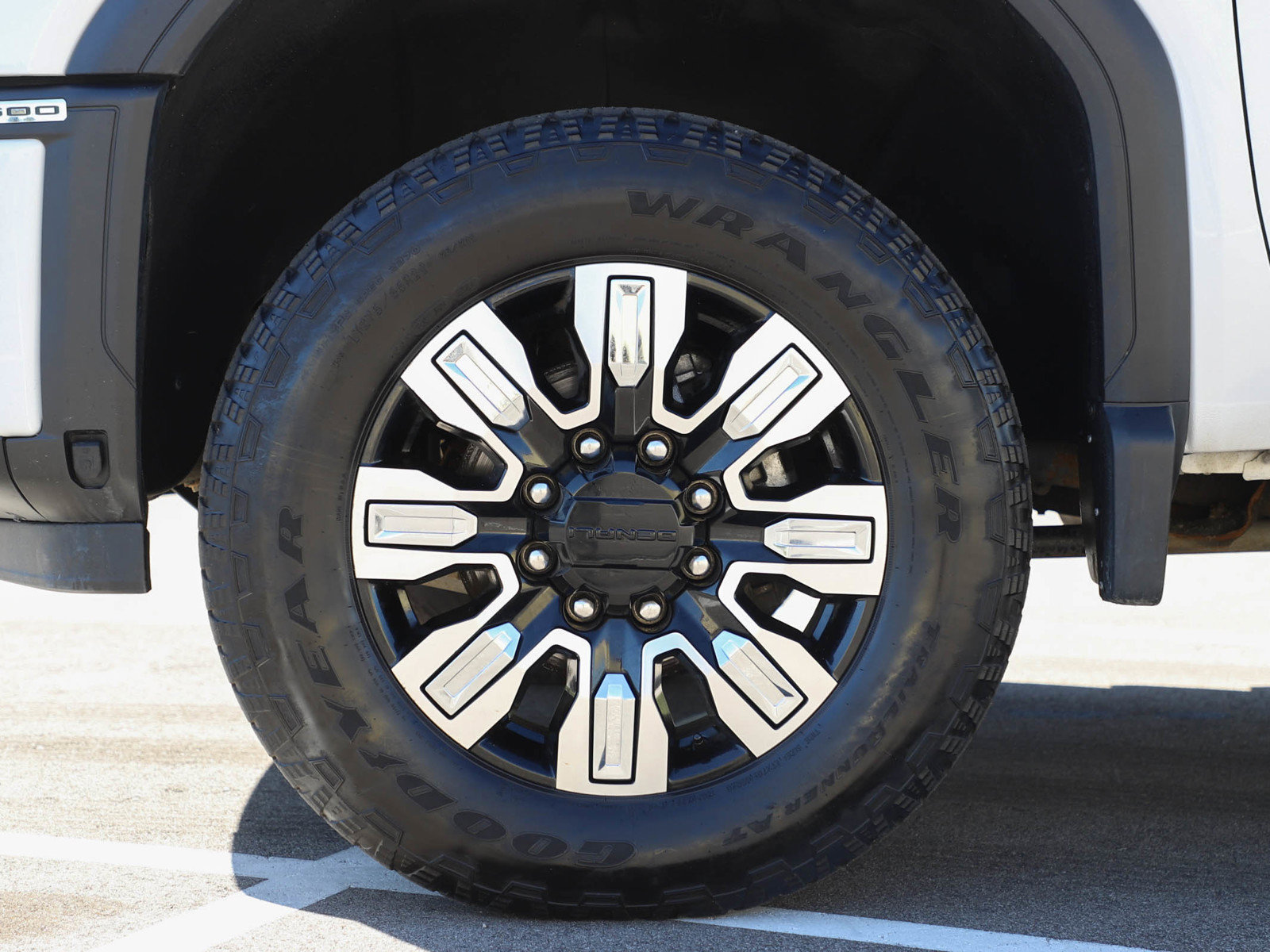 Used 2024 GMC Sierra 2500 Denali w/ Denali Reserve Package AWD/4WD image 31