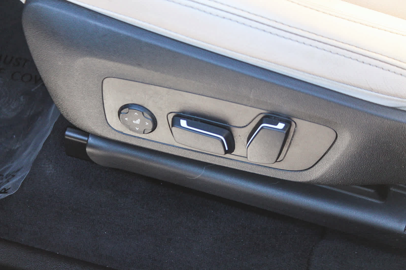 Used 2024 BMW X3 sDrive30i w/ Convenience Package RWD image 19