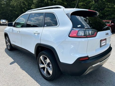 Used 2020 Jeep Cherokee Limited w/ Technology Group FWD image 5