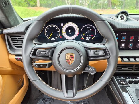 Certified 2025 Porsche 911 GT3 RWD image 8