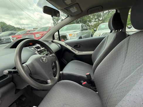 Used 2009 Toyota Yaris S FWD image 14