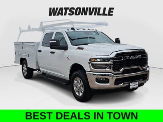 New 2026 RAM 3500 Tradesman w/ Chrome Appearance Group A AWD/4WD 360° Tour