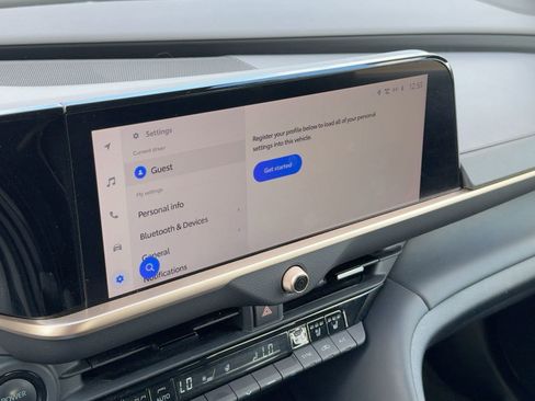 Used 2024 Toyota Crown Limited image 22