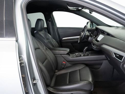 Used 2023 Cadillac XT4 Premium Luxury AWD/4WD image 10