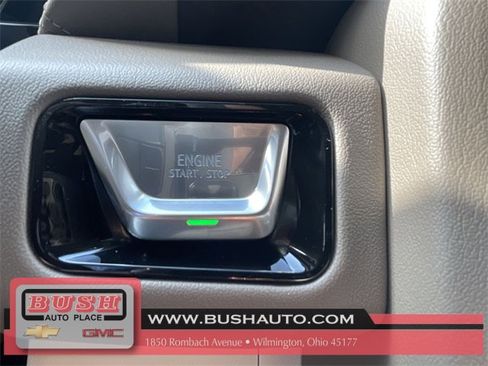 New 2025 GMC Yukon Denali w/ Sun & Power Step Package image 17