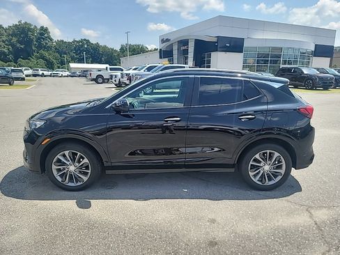 Used 2022 Buick Encore GX Select w/ Sport Touring Package FWD image 4