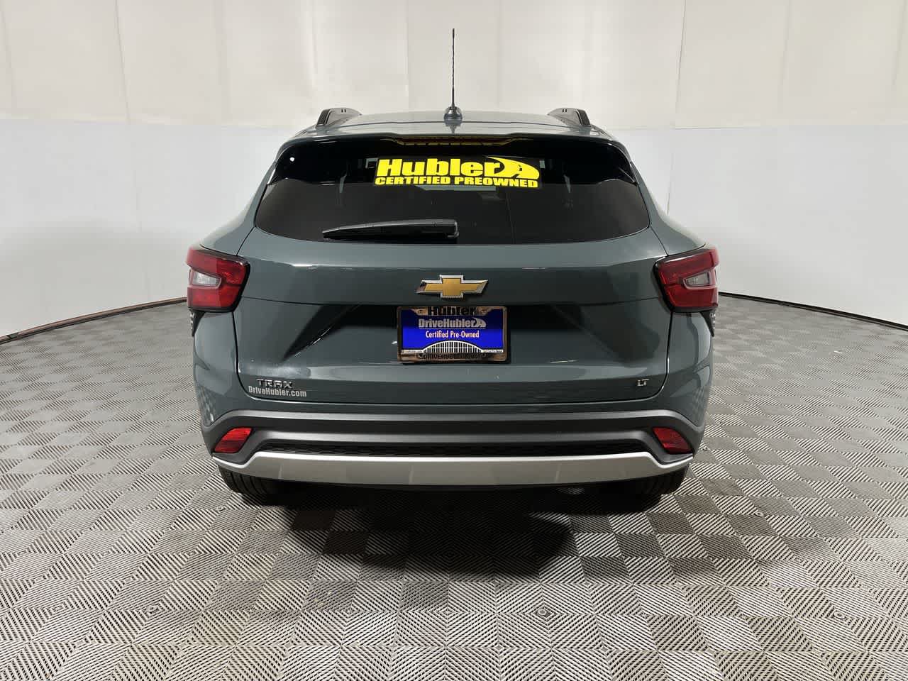 Used 2026 Chevrolet Trax LT FWD image 7