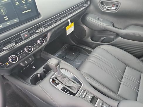 New 2026 Honda HR-V EX-L image 25