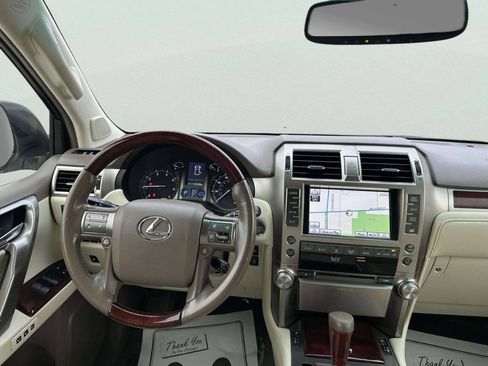 Used 2012 Lexus GX 460 w/ Comfort Plus Pkg AWD/4WD image 18