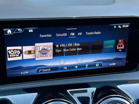 Used 2024 Mercedes-Benz CLA 250 image 15