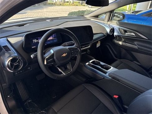 New 2026 Chevrolet Equinox EV LT image 23