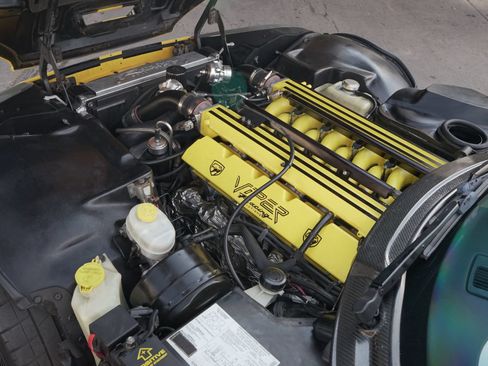Used 2001 Dodge Viper GTS RWD image 17