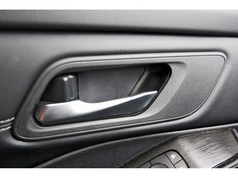 Used 2025 Nissan Rogue SV w/ SV Premium Package FWD image 16