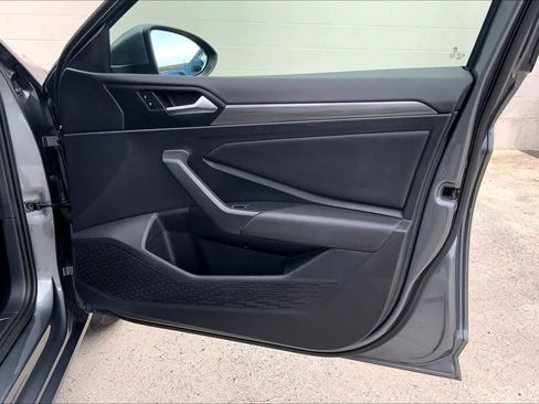 Used 2020 Volkswagen Jetta SEL FWD image 29