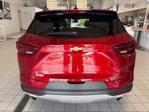 Used 2023 Chevrolet Blazer LT w/ Convenience Package FWD image 4