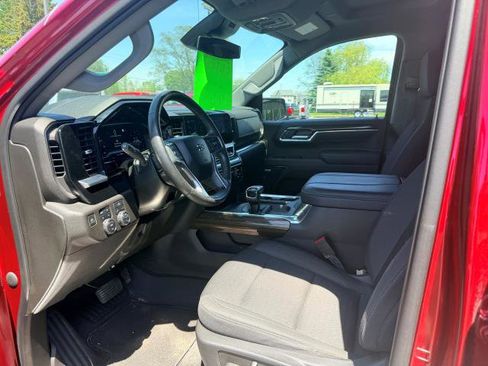 Used 2023 Chevrolet Silverado 1500 RST w/ Convenience Package II AWD/4WD image 10