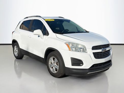 Used 2016 Chevrolet Trax LT w/ LPO, Cargo Package image 1