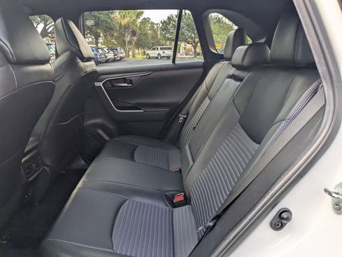 Used 2021 Toyota RAV4 XSE w/ XSE Grade Weather Package AWD/4WD image 18