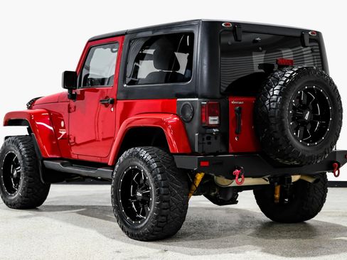 Used 2014 Jeep Wrangler Sahara w/ Connectivity Group image 8