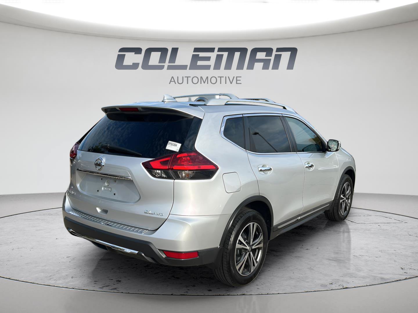 Used 2017 Nissan Rogue SL w/ SL Premium Package AWD/4WD image 3