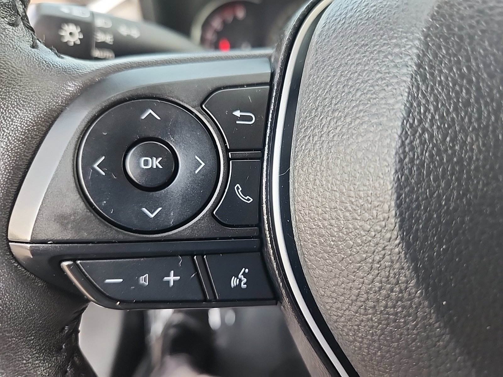 Used 2024 Toyota RAV4 XLE w/ Convenience Package AWD/4WD image 21