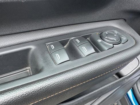 Used 2020 GMC Terrain SLE image 16