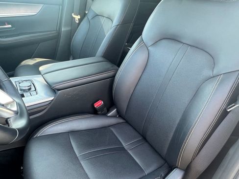 Certified 2025 MAZDA CX-90 Plug-In Hybrid w/Premium Sport image 11