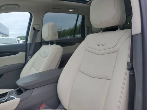 Used 2021 Cadillac XT6 Premium Luxury AWD/4WD image 5