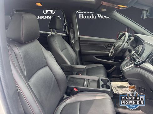 Certified 2024 Honda Odyssey Sport image 15